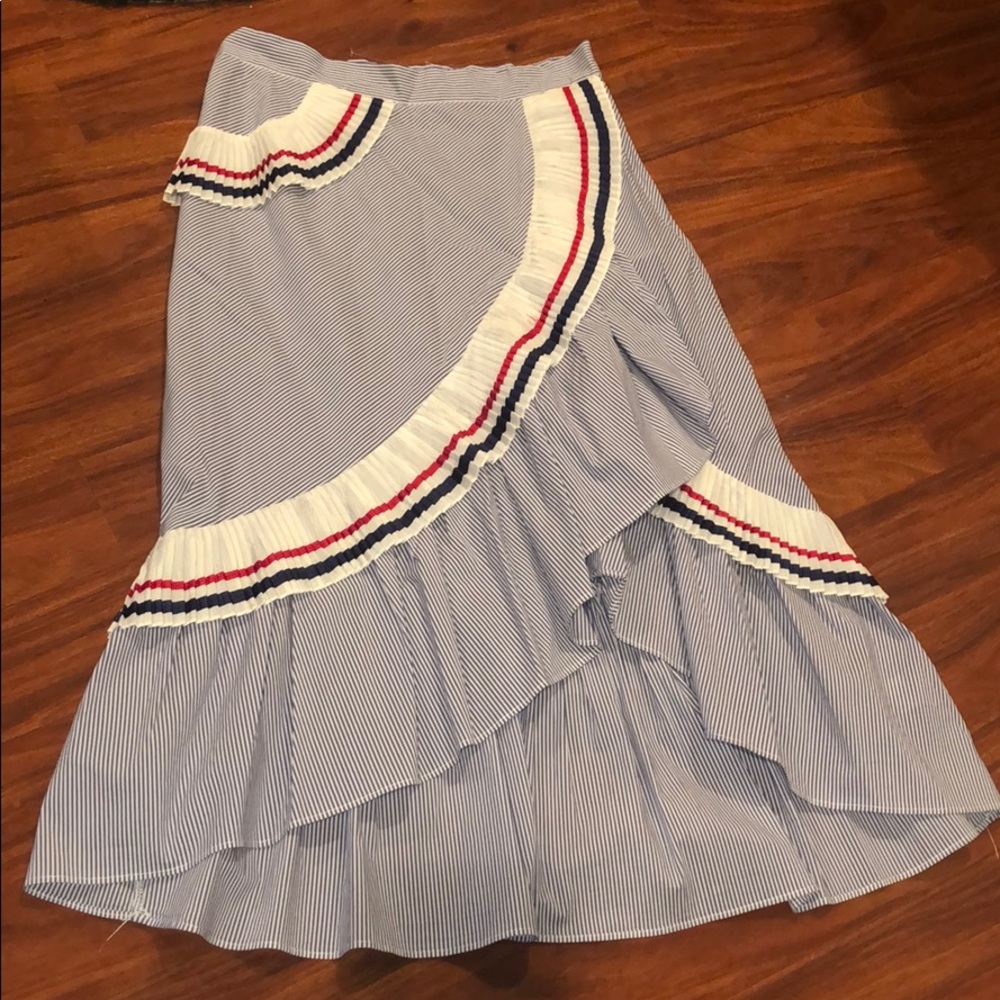 Nylon premium asymmetrical skirt